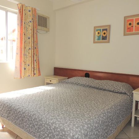 Residencial Kelly Cristina Apartment Bombinhas Bagian luar foto