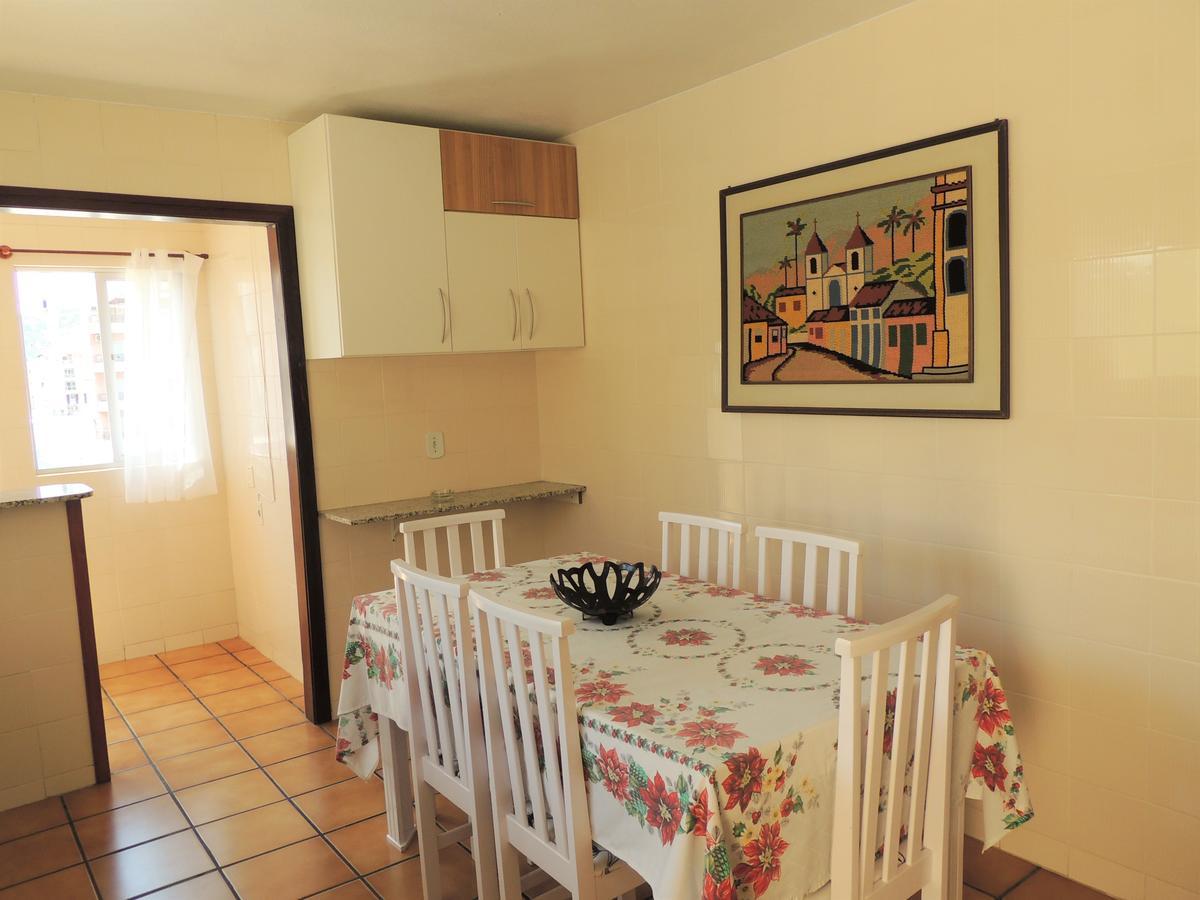 Residencial Kelly Cristina Apartment Bombinhas Bagian luar foto