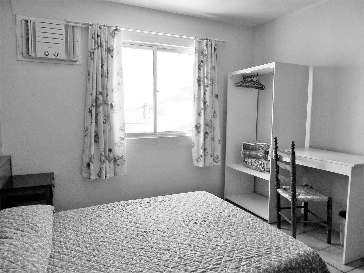 Residencial Kelly Cristina Apartment Bombinhas Bagian luar foto