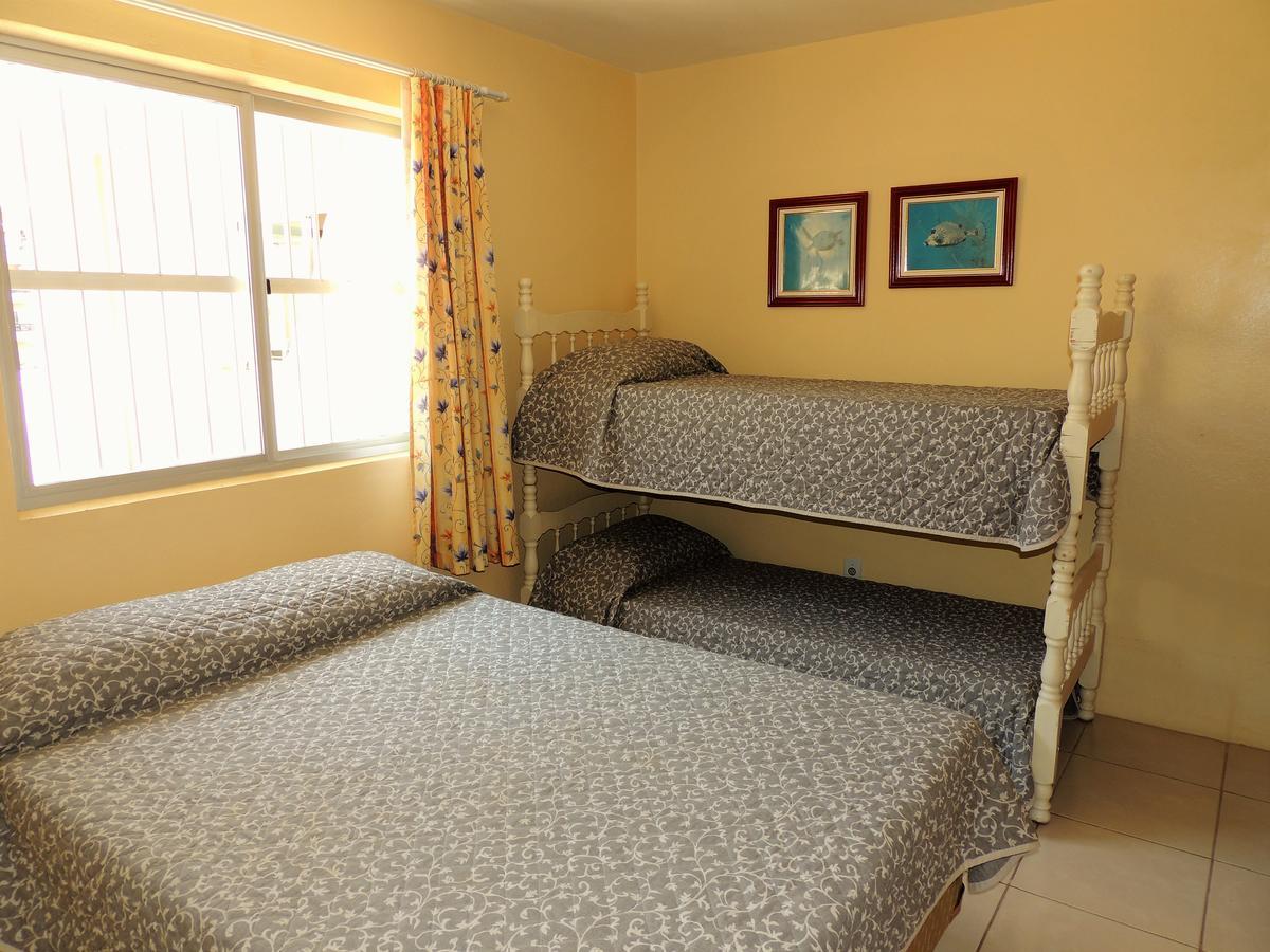 Residencial Kelly Cristina Apartment Bombinhas Bagian luar foto